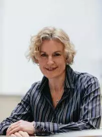 carolyn ten holter