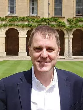 stuart mckenzie