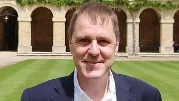 stuart mckenzie
